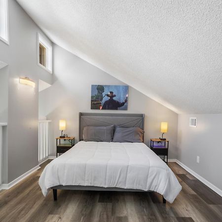 Apartament King Bed Well-Located Cozy Townhouse Retreat Gulfport Zewnętrze zdjęcie