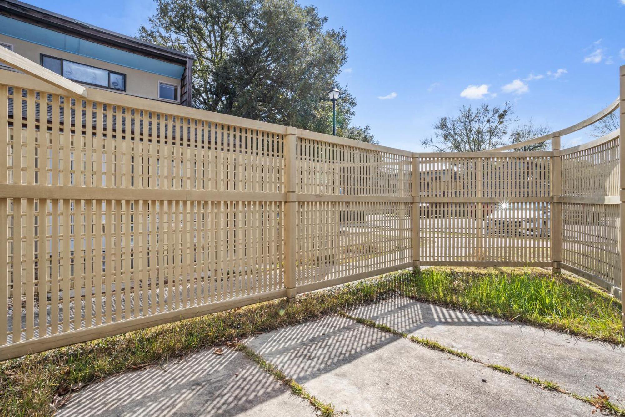 Apartament King Bed Well-Located Cozy Townhouse Retreat Gulfport Zewnętrze zdjęcie